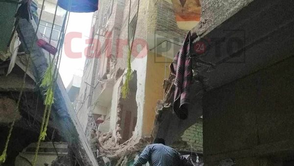 انهيار عقار حدائق