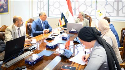 البيئة تبحث نقل المجازر خارج الكتلة السكنية مع اختيار موقع مناسب لها بيئيا