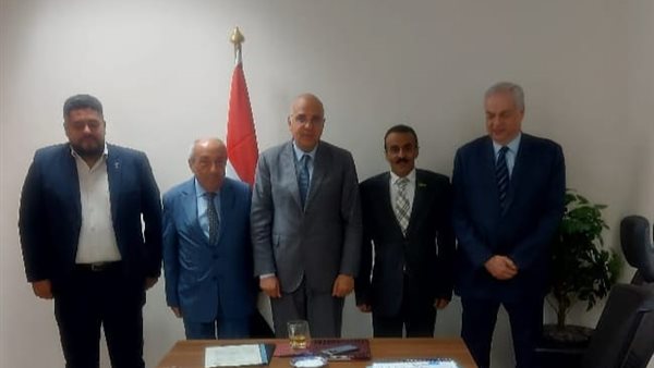 لقاء نقيب المهندسين