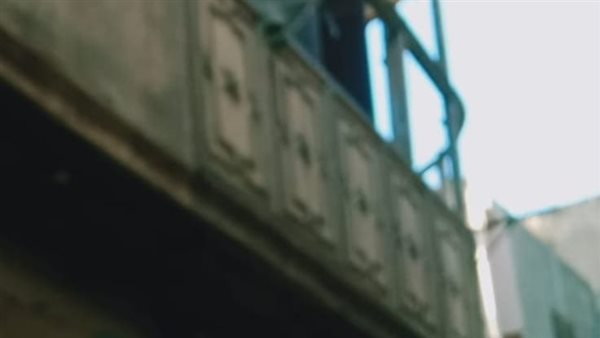 عقار الخليفة المنهار