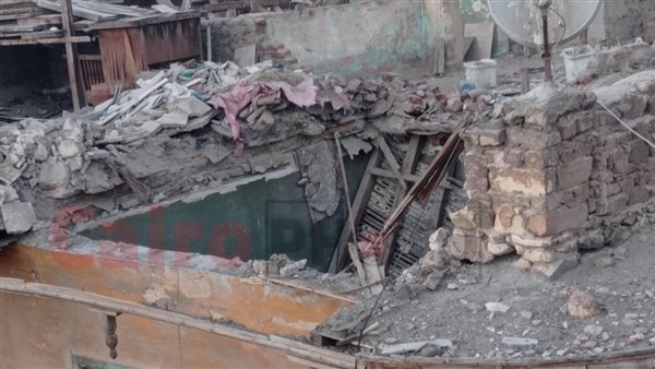 عقار الخليفة المنهار