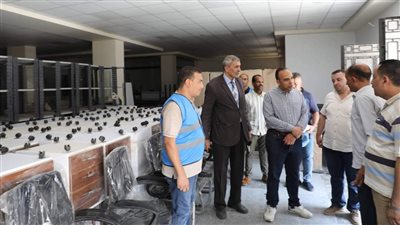 تمهيدا لتشغيلها.. نائب محافظ المنيا يتابع التجهيزات النهائية للمجمعات الخدمية بمركزي العدوة وديرمواس