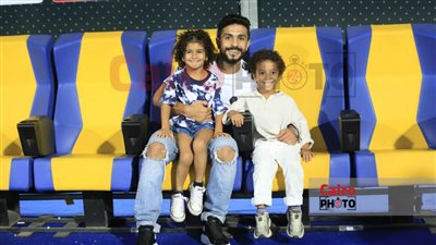 أيمن أشرف يودع جماهير الأهلي في ليلة التتويج بدرع الدوري الممتاز