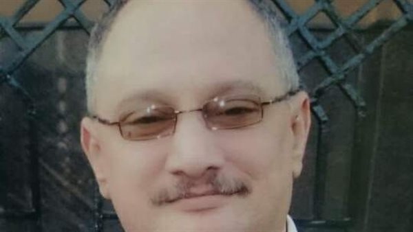 السيناريست مصطفى