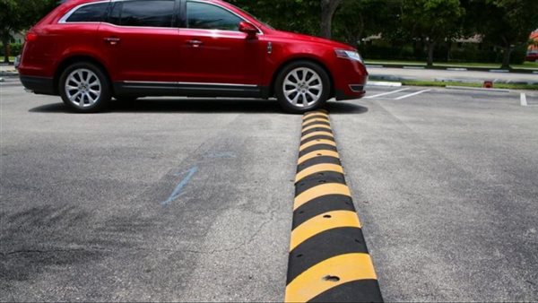 المطبات الصناعية