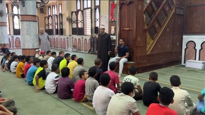 بمناسبة العام الهجري الجديد.. الأطفال والأئمة ينشدون طلع البدر علينا في جامع بلقانة بالبحيرة | فيديو