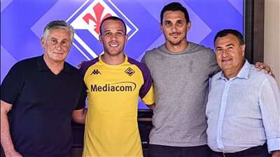 رسميًا.. فيورنتينا يتعاقد مع نجم يوفنتوس على سبيل الإعارة