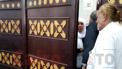 تشييع جنازة والد مي كساب من مسجد الشرطة في أكتوبر | بث مباشر