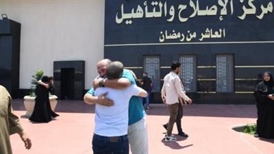 قرار رئاسي عاجل بالإفراج عن عدد من النزلاء بمراكز الإصلاح | صور