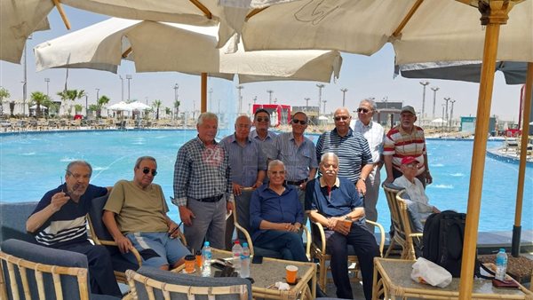 الدكتور ماهر وأصدقاءه