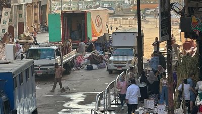 استمرار أعمال إخلاء عقار خليل حمادة من المنقولات تمهيدًا لهدمه في الإسكندرية