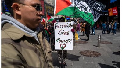 حياة الفلسطينيين مهمة.. تقارير أمريكية تشير لتراجع دعم الولايات المتحدة لإسرائيل بسبب تعاطف الشعب مع فلسطين