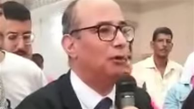 التظلم مجانا وإعادة تصحيح.. أستاذ بحقوق الإسكندرية يعد الطلاب بقرارات لحل أزمة الرسوب 