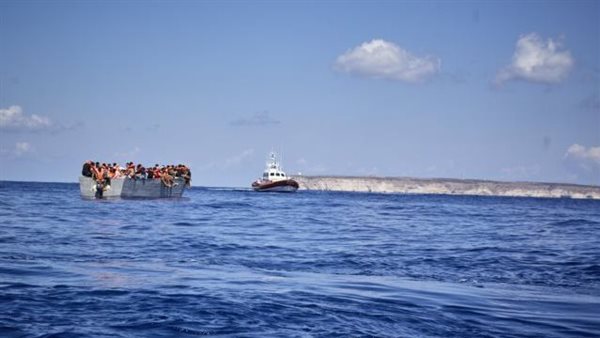 هجرة غير شرعية عبر