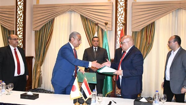 اللواء هشام آمنة