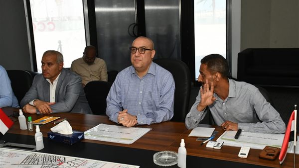 جانب من اجتماع وزير