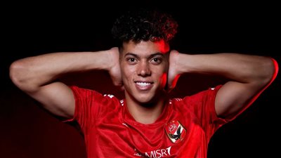 نجم الأهلي السابق: مستاء من إمام عاشور.. وقلقان منه في القلعة الحمراء