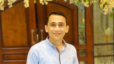 «أسانسير 9 إلا عشرة»..!