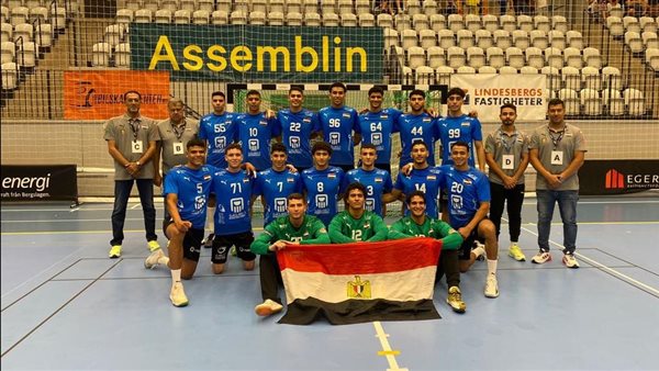 منتخب اليد 2004