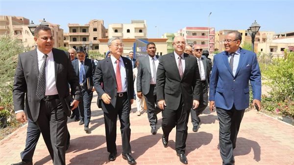 جانب من الزيارة 