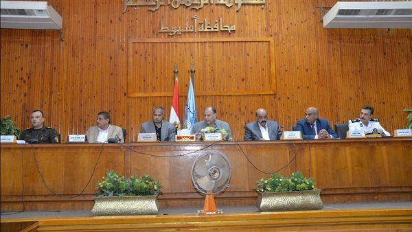 محافظ أسيوط