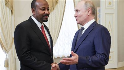 تزامنا مع زيارة السيسي.. مباحثات بين بوتين وآبي أحمد بسان بطرسبرج
