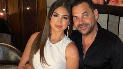 كيف احتفل طارق العريان بمرور 4 سنوات على زواجه من نيكول سعفان؟