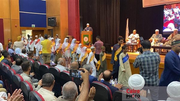 ممر شرفي لحفظة القرآن