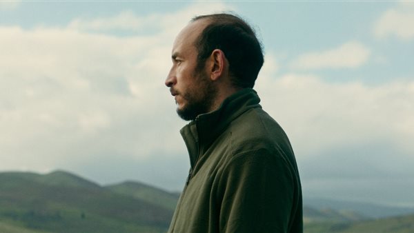 فيلم وراء الجبال