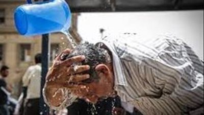 ارتداء الملابس الفاتحة.. الهلال الأحمر يوجه نصائح لكبار السن خلال موجات الحر