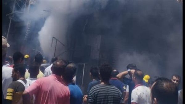 جانب من الحريق