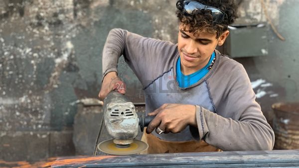 الحداد الصغير ببورسعيد