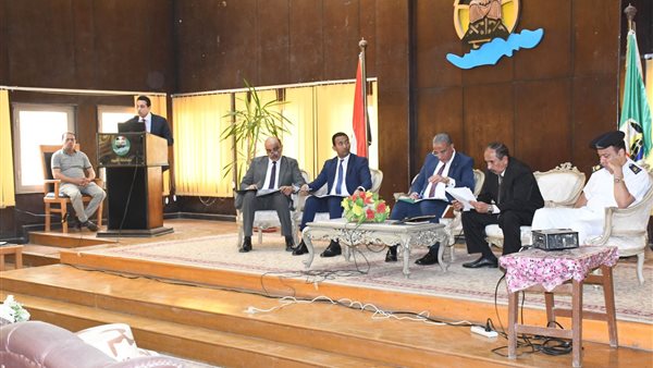 محافظ الفيوم يترأس