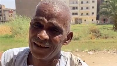 قصة كفاح مسن يبيع أنابيب بالأقصر: بشتغل في عز الحر عشان أدور على رزقي | بث مباشر