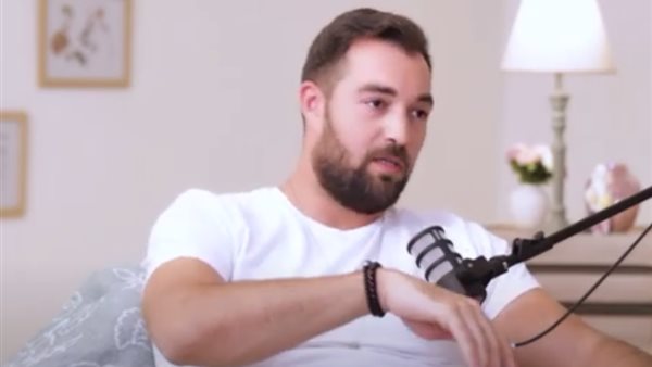 الفنان باسل الزارو