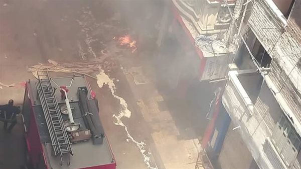 جانب من الحريق