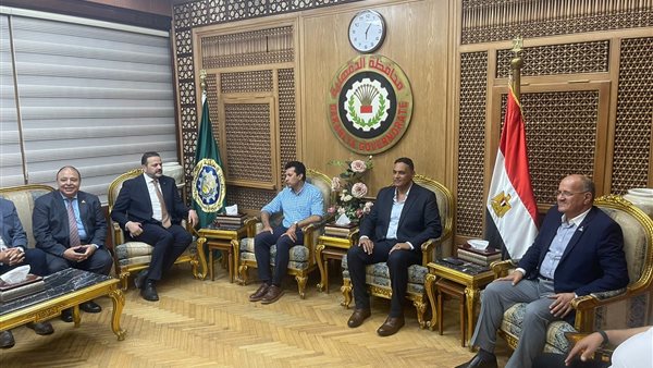 وزير الرياضة في محافظة