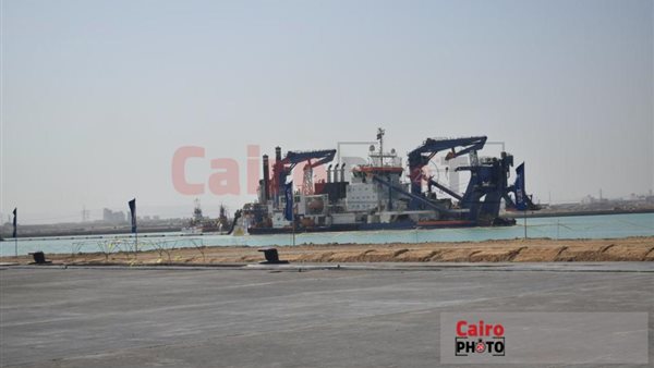 تسليم أولى محطات