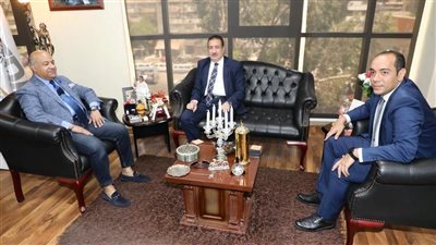 محافظ المنوفية يلتقي رئيس جهاز تنمية التجارة الداخلية لبحث مشروع المنطقة اللوجستية