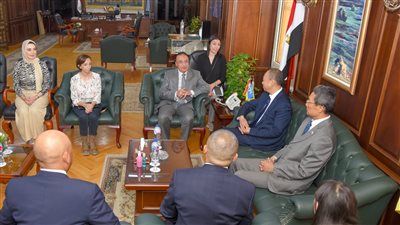 محافظ الإسكندرية يستقبل وفد مقاطعة ستشوان الصينية لتوطيد العلاقات الثنائية