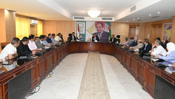 محافظ الفيوم يتابع