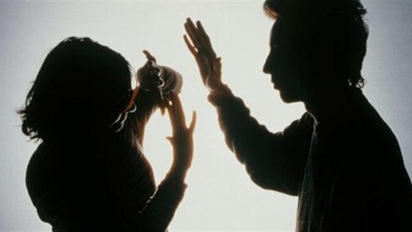 زوج يهين زوجته