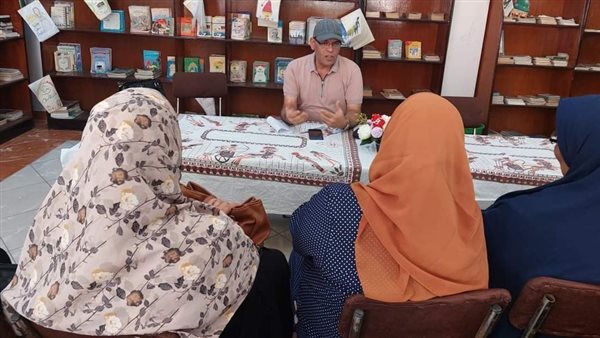 جانب من الندوة 