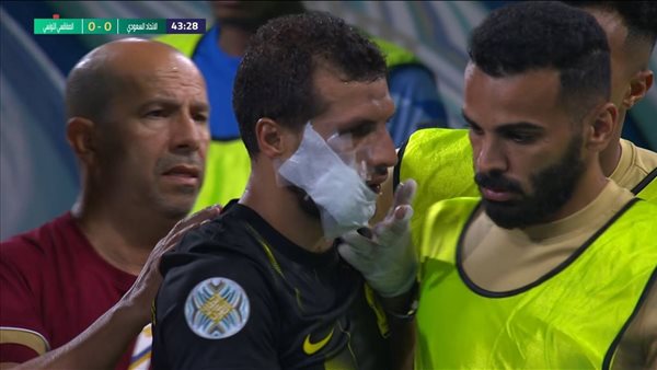 طارق حامد لاعب وسط