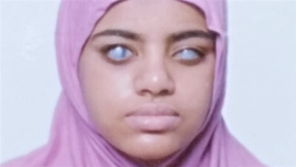 الطالبة هاجر الأولى