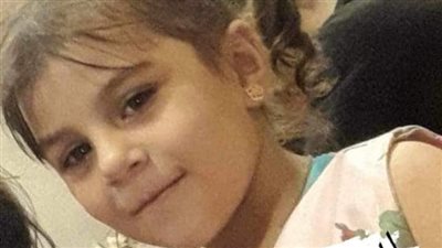 مصرع طفلة متأثرة بإصابتها في حادث سير بالعريش