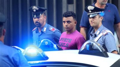 قطعوا رأسه ومزقوا جثمانه.. نكشف لغز مقتل شاب مصري على يد مصريين في إيطاليا | خاص