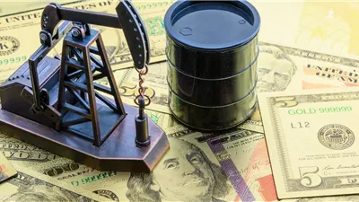 النفط يصعد عالميًا وسط احتمالات رفع أسعار الفائدة الأمريكية مجددًا