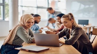 كيفية الحصول على منح دراسية مجانية 2023