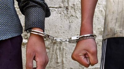 حبس شخصين بحوزتهما 1.5 مليون قطعة ألعاب نارية في الغربية 